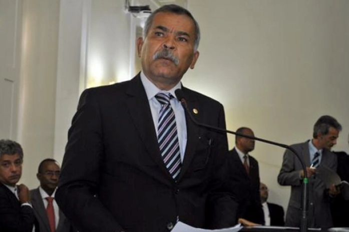 Tarcizo Freire e Nezinho disputam o apoio do PDT em Arapiraca