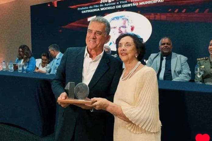 Jorge Dantas dedica homenagem recebida do Prêmio Selma Brito a sua equipe de governo
