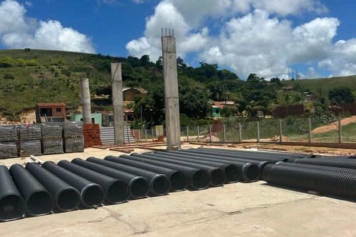Obras abandonadas no governo Sérgio Lira começam a ser executadas por Dani da Elba