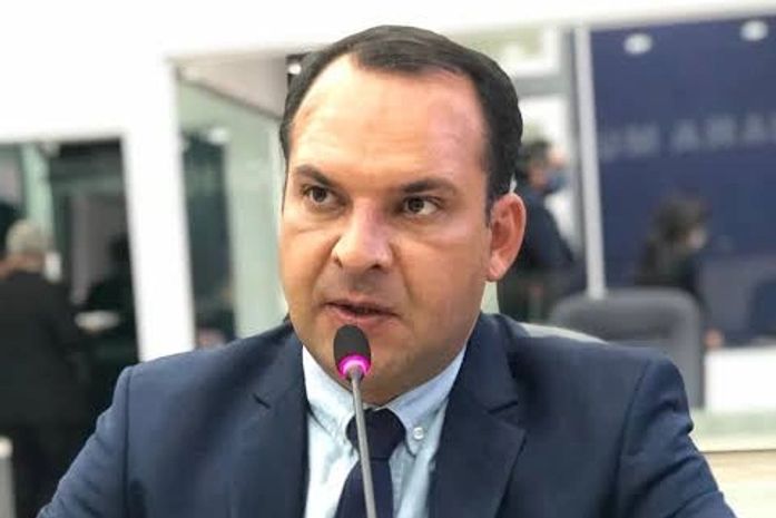 Conta de luz mais cara pressiona famílias e empresas: Francisco Sales critica aumento e cobra revisão