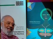 Arísia Barros, os primeiros dois exemplares do livro, Abdias Nascimento, a luta na política" quentinho do prelo, foram para Alagoas”- nos fala Elisa Larkin, IPEAFRO, Rio de Janeiro.