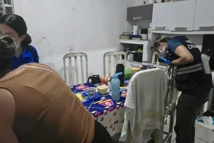 Científica detalha procedimentos em residência de Penedo onde três pessosa passaram mal após almoço