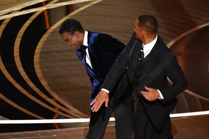 Will Smith é banido de cerimônia do Oscar por 10 anos após polêmica