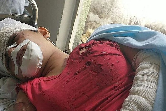 Suspeito de tentar estuprar jovem que pulou de van em movimento continua foragido