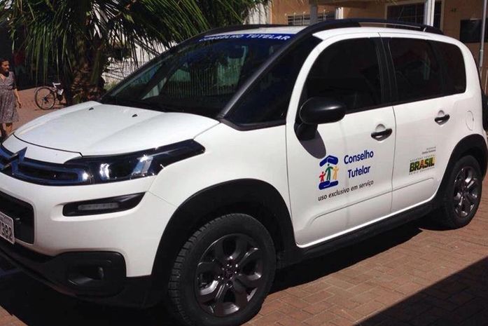 Prefeito de Maragogi entrega carro 0 KM para o Conselho Tutelar
