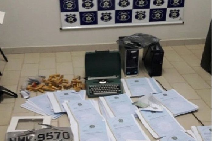 Documentos apreendidos