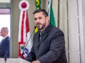 Leonardo Dias solicita abertura de clínica especializada no tratamento de autismo, síndrome de Down, fibromialgia e outros