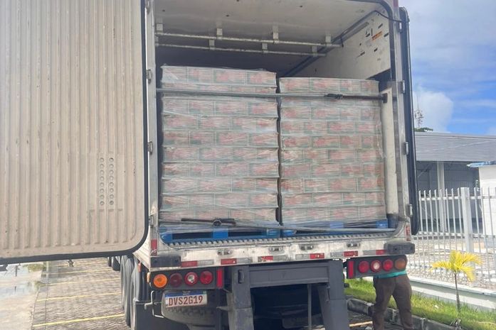 Quadrilha armada intercepta caminhão e rouba carga de café avaliada em mais de R$ 1 milhão em AL