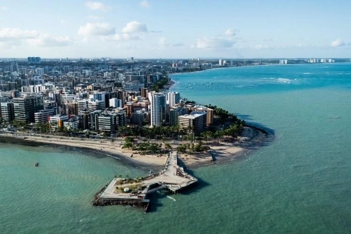 Maceió registra 90% de ocupação hoteleira para feriadão e está entre os destinos mais procurados do país