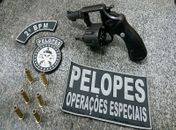 Material apreendido com os jovens