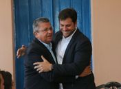 Prefeito Cláudio Filho Cacau transmite cargo para vice Walter Avelino
