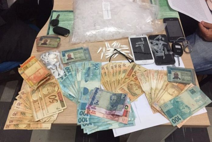 Três homens acusados de tráfico são presos durante operação na Serraria