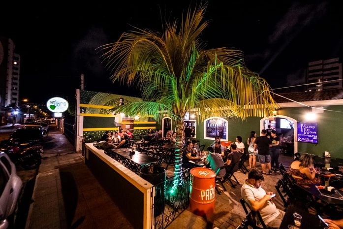 Dez lugares para curtir a noite em Maceió