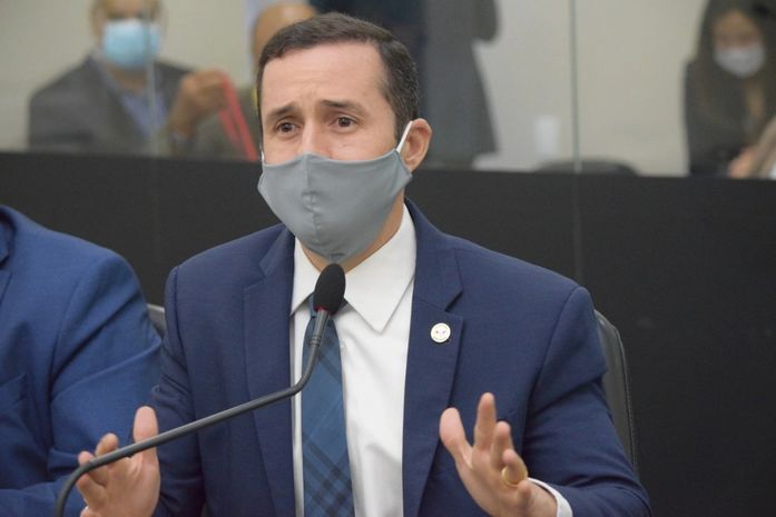 Deputado Bruno Toledo