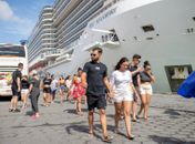 Prefeitura de Maceió disponibiliza transporte gratuito para turistas conhecerem o Pontal da Barra