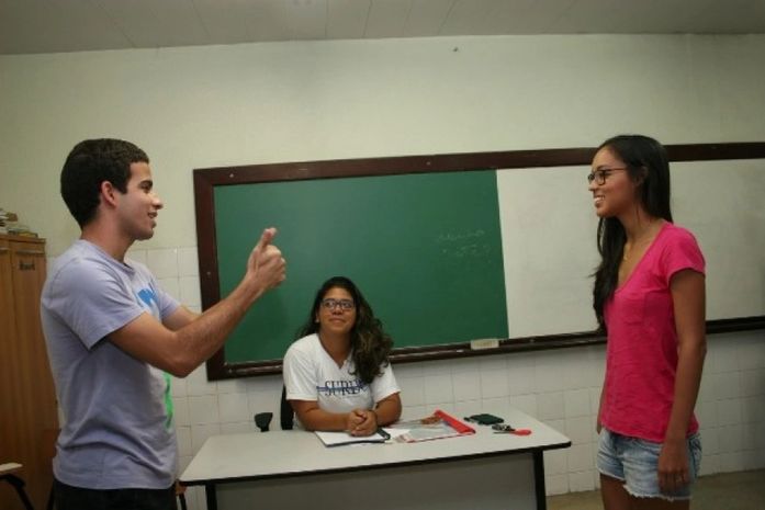 Seduc disponibiliza 150 vagas para curso gratuito de Libras