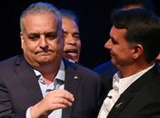Denúncia de estupro pode tirar Alfredo Gaspar do posto de vice de Flávio Bolsonaro