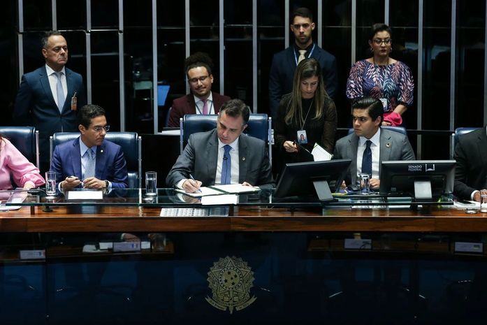 Congresso promulga mudança sobre perda de nacionalidade brasileira