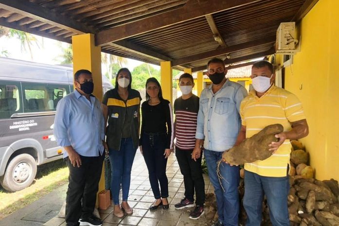 Entidades de assistência social recebem alimentos da Prefeitura de Penedo