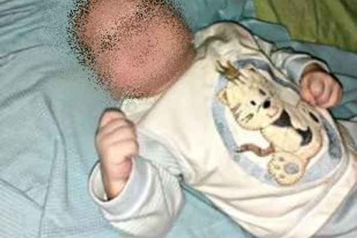 Bebê de apenas um mês morreu após mãe dormir sobre ele.