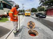 Prédio na Jatiúca é flagrado despejando esgoto em rede pluvial que deságua na Lagoa da Anta