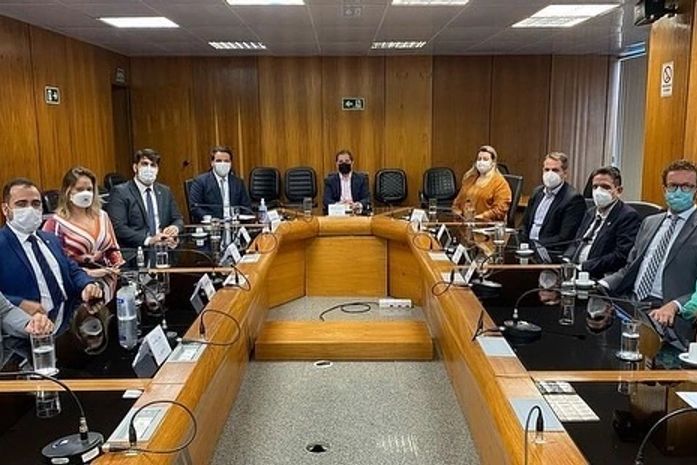 Comitiva da OAB-AL se reúne com INSS e parlamentares pela aprovação do PL que autoriza o destaque de honorários ainda no âmbito administrativo