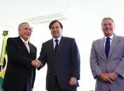 Temer, Renan e Maia juntos pela redução no numero de partidos