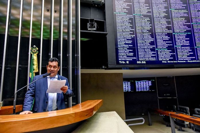Aprovado: Severino Pessoa vota pela suspensão do pagamento do FIES até o final do ano