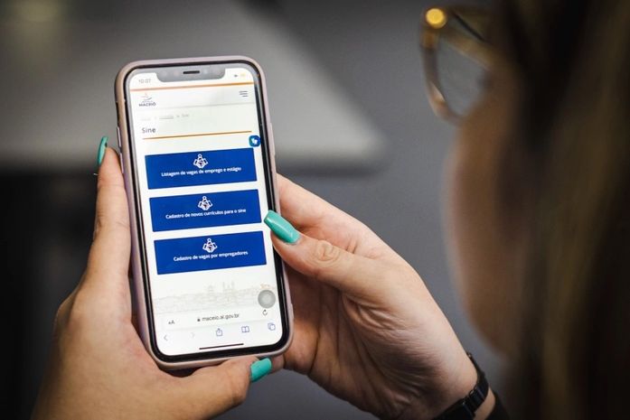 Procurando emprego? Seleção abre mais de mil vagas com ampliação de shopping em Maceió