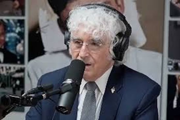 Ufólogo diz que aliens estão perto de intervir na Terra para evitar 'total colapso' do planeta