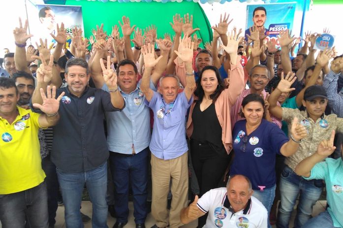 Severino Pessoa reúne lideranças em Arapiraca e pede voto para Biu de Lira