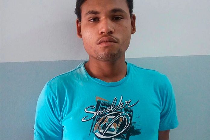 Adriano Anselmo de Oliveira, 18 anos