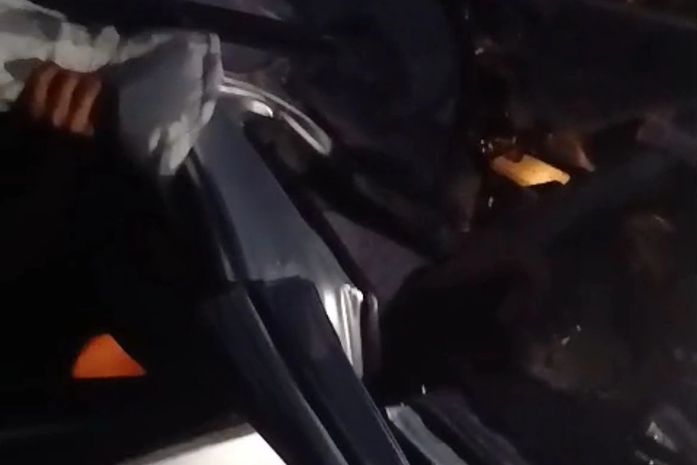 Três pessoas ficam feridas em colisão entre carros na AL-101, em Maragogi; veja vídeo