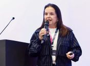 Deputada Fátima Canuto destaca resultados da escola bilíngue de Pilar durante a Bett Brasil 2026