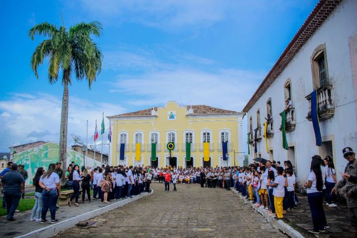 Solenidades cívicas abrem Semana da Pátria em Penedo