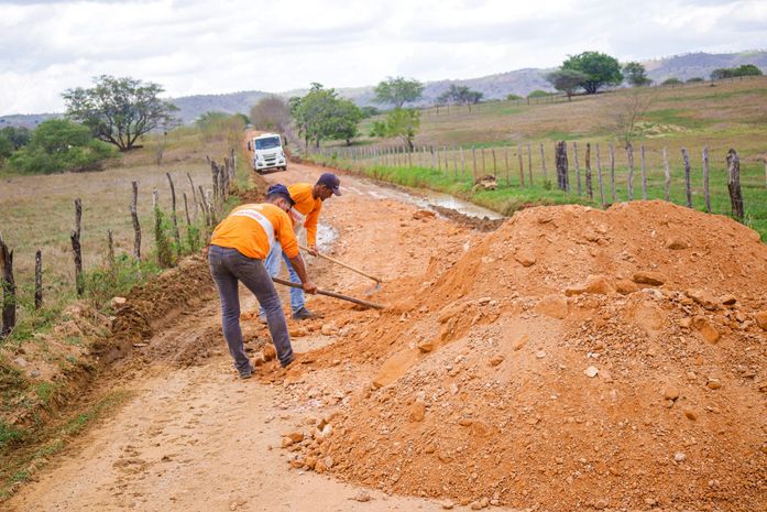 Lagoa do Caldeirão, Lages e Cabaceiros comemoram ações da prefeitura