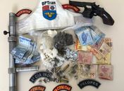 Operação Natal Sem Noel prende quatro pessoas e apreende armas e drogas