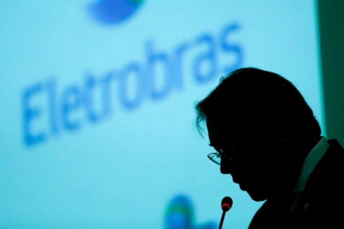 Eletrobras pagou quase R$ 2 milhões para que falassem mal da própria empresa
