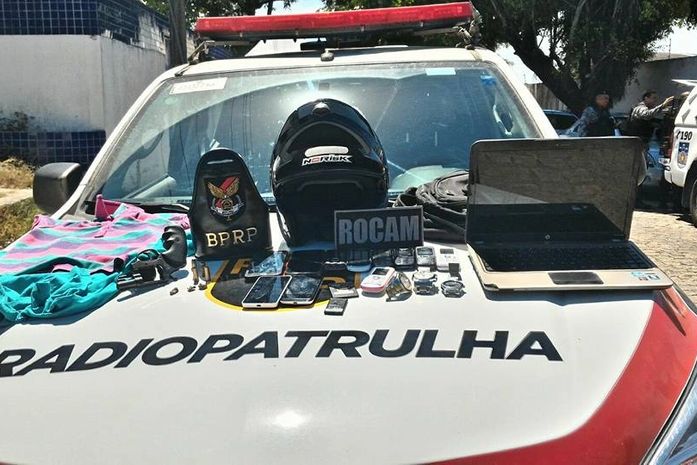 Material apreendido com suspeito