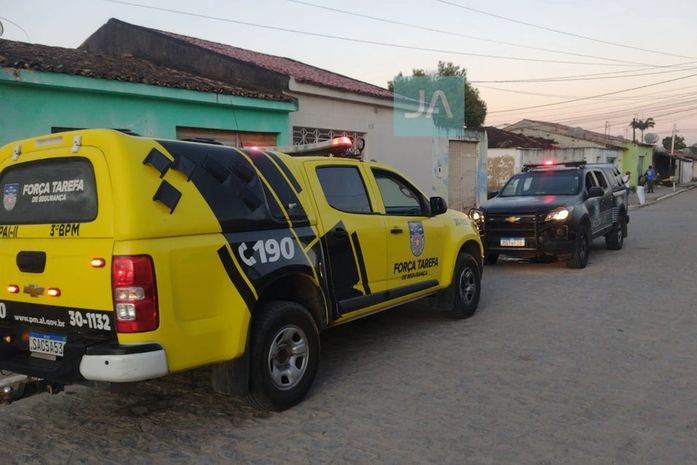 Homem envolvido com tráfico de drogas tem casa invadida e é executado na periferia de Arapiraca