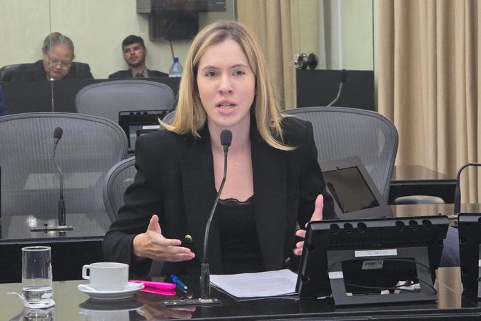 Deputada Cibele Moura