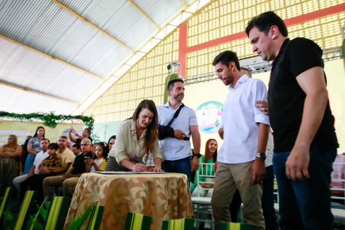 Governo de Alagoas leva R$ 9 milhões em investimentos para o município de Olivença