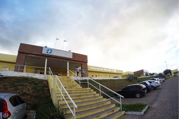 Suplente de vereador bloqueia perfis de pessoas que contestaram sua versão em caso envolvendo o Hospital de Santana e foge do debate