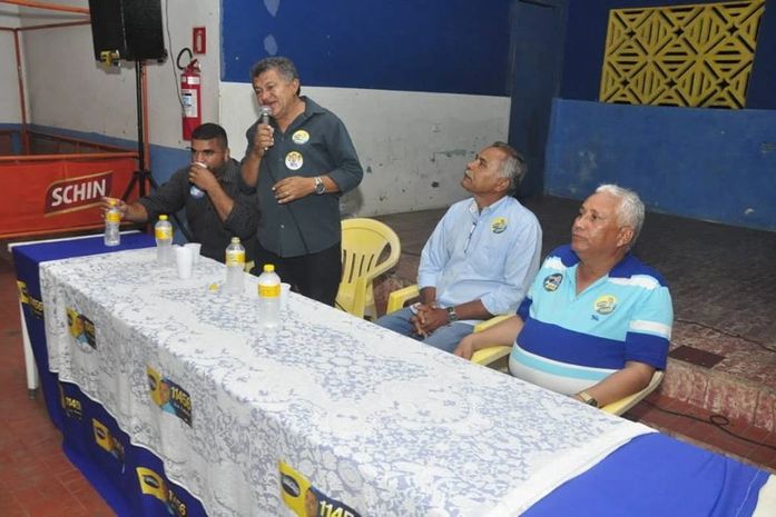 Tarcizo Freire participa de encontro na AABB de Viçosa