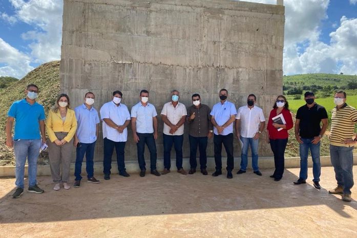 Conagreste guia visita de gestores consorciados à estação de transbordo de resíduos em Girau do Ponciano