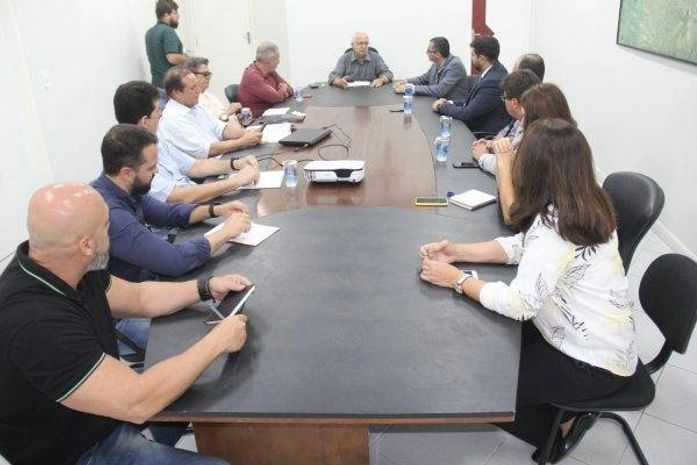 Rogério Teófilo recebe nova equipe da Superintendência da Caixa em Arapiraca