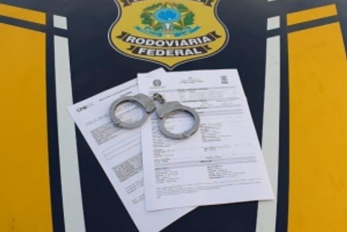 Foragido da Justiça de Pernambuco é preso pela PRF na BR-101 em Delmiro Gouveia