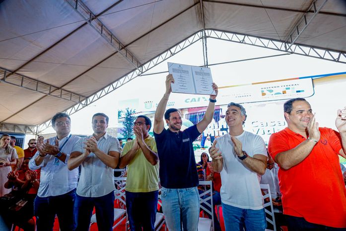 Prefeito Cacau dá início à construção de 950 novas casas em Marechal Deodoro