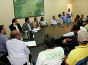 Prefeito Yale vai defender em Maceió pleito dos marchantes