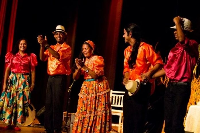 Zeza do Coco e Chau do Pife quebram o coco no próximo ‘Quinta no Arena’